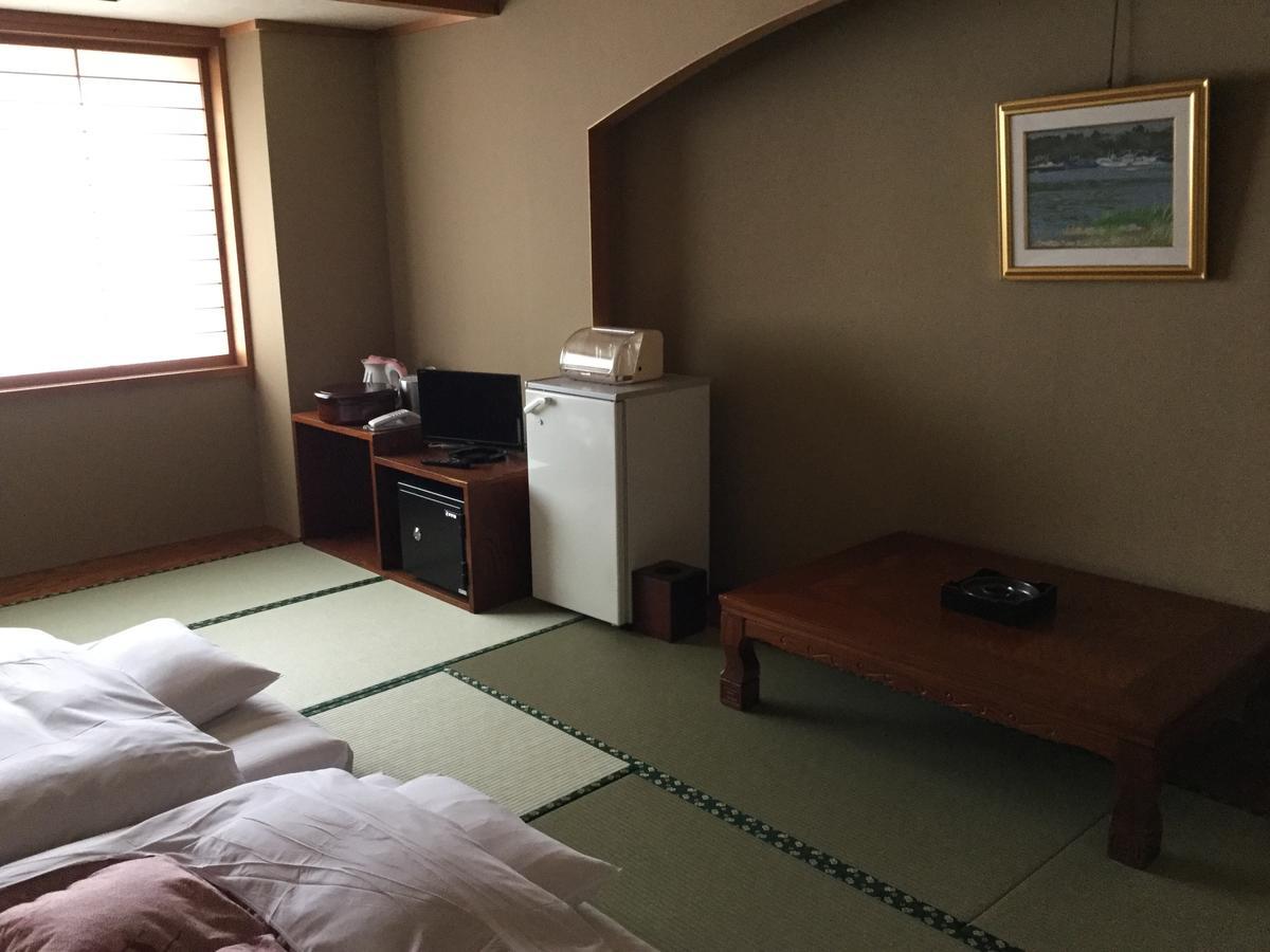 Utsunomiya Inter Resort Hotel & Golf Tsuru Country Club Exterior foto
